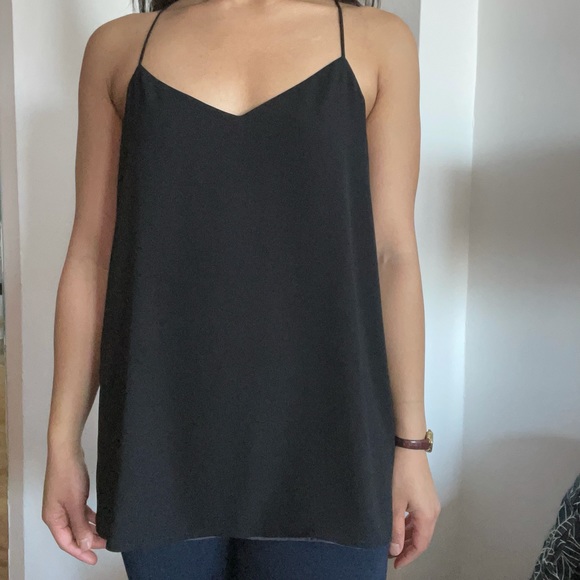 Express Reversible V-Neck Cami - Picture 6 of 8